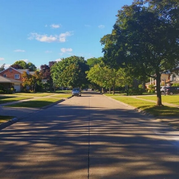 Meet your Posher, Yacer - Picture 1 of 1